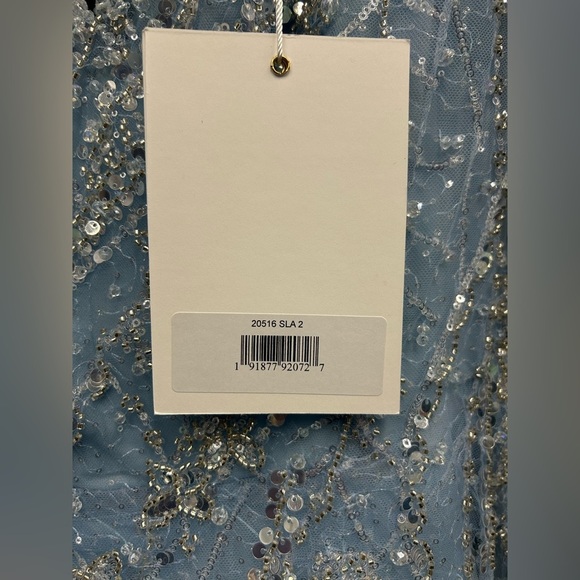 Mac Duggal 20516 NWT Elegant Blue Evening Gown One-of-a-kind - Picture 4 of 5